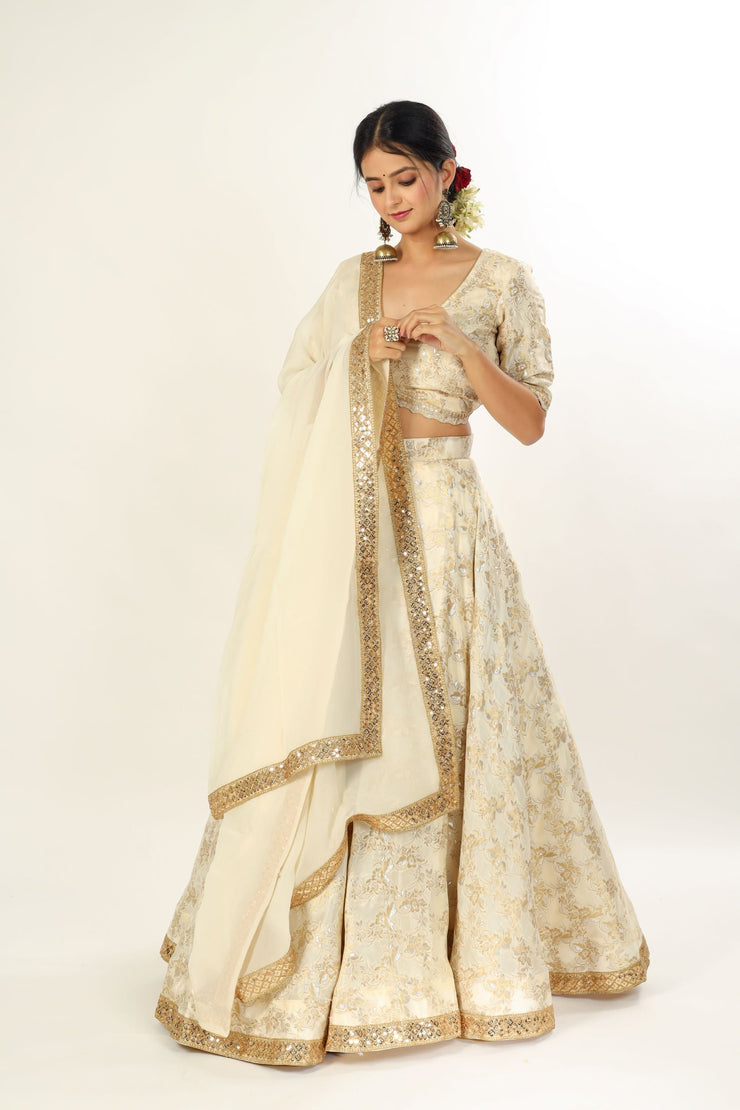ABHISRI - Ivory Gold Jamdani Silk Lehenga with blouse and dupatta
