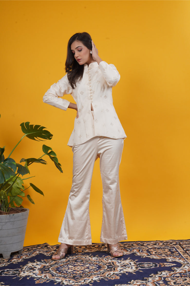 Ivory Upada Silk Butte Work Jacket Set with Stretchable Pants