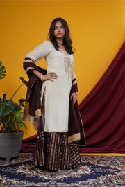 Ivory & Deep Brown Royal Fusion Set