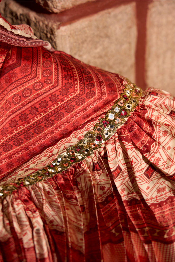 Mehr Rang – Printed Peplum Sharara Set