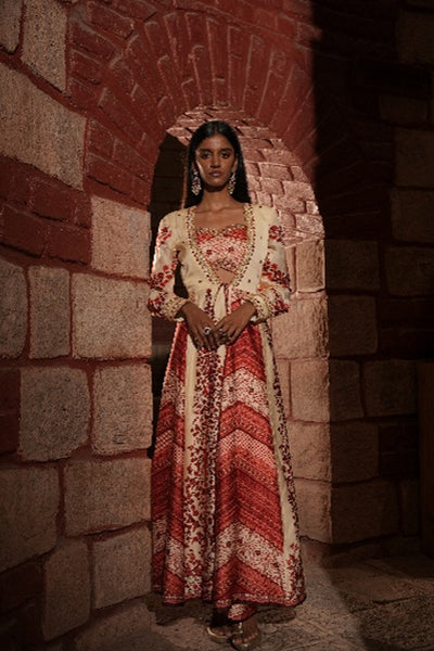 Mehr Rang embriodery jacket with blouse and pants