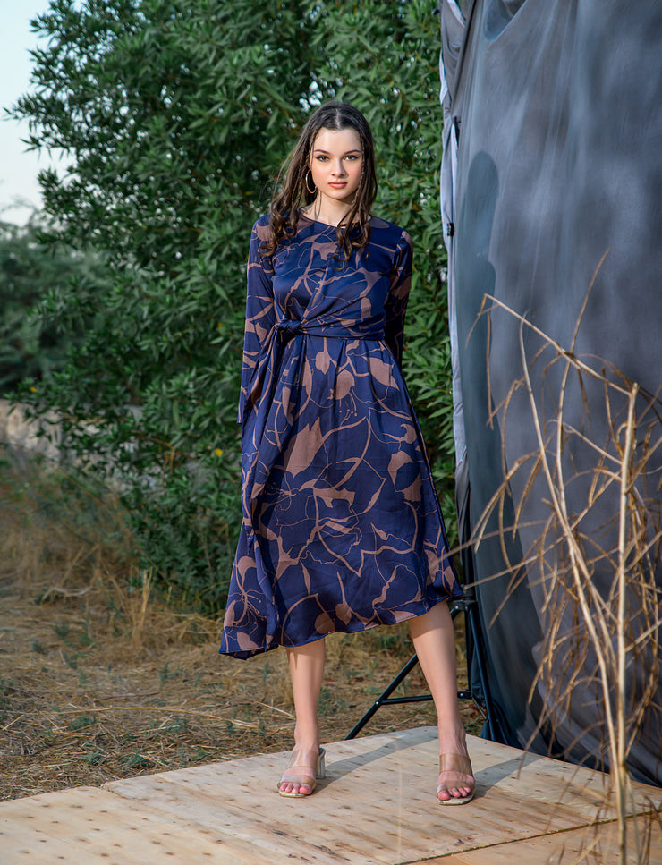 blue abstract print dress