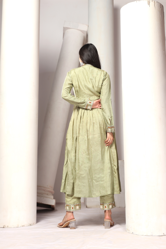 Pista green kurti pants